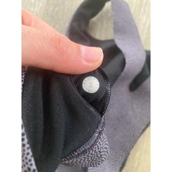 Lululemon Fast‎ & Free Bra size 2 (Nulux) - Picture 3 of 3